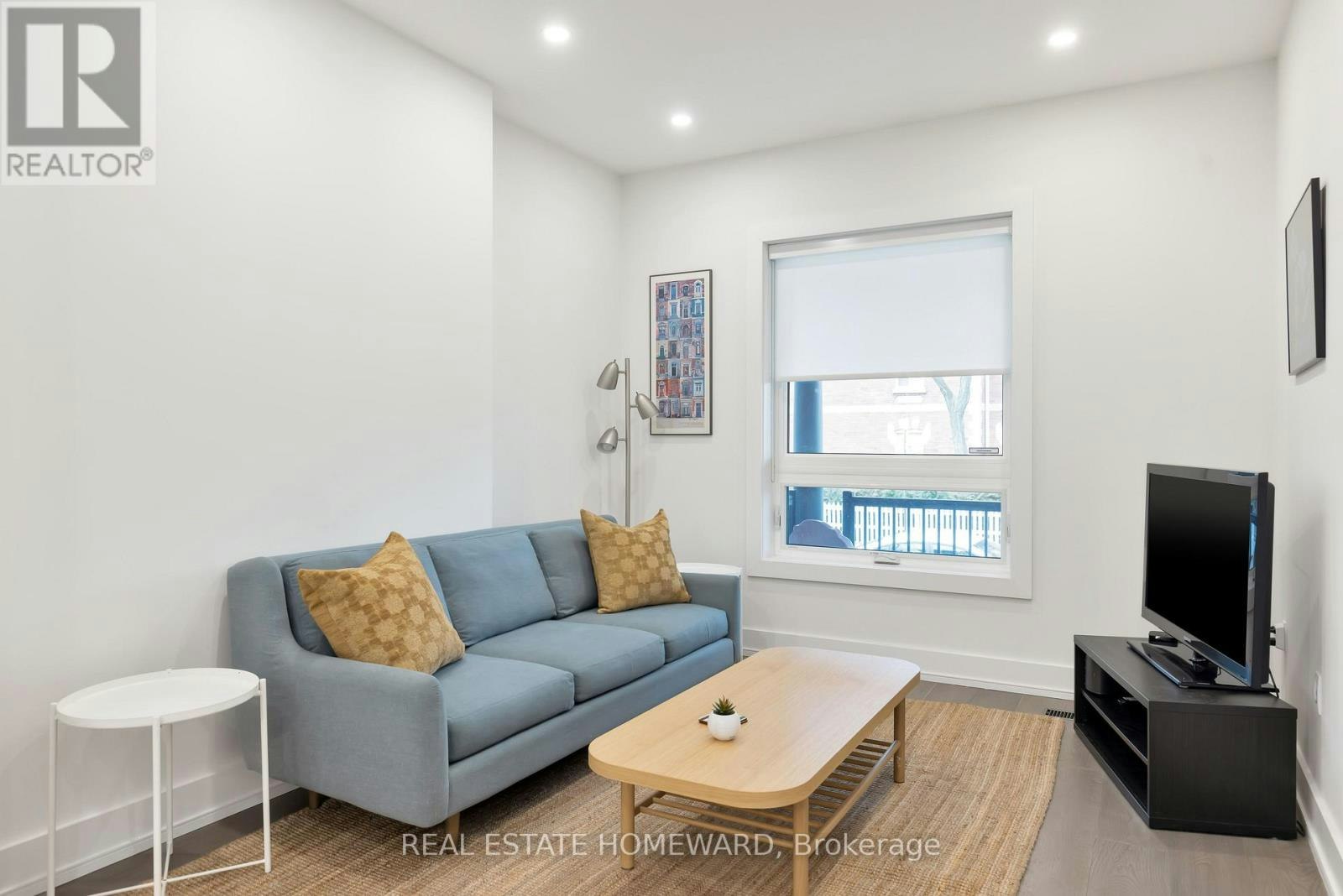 6 Halton Street, Toronto, ON, M6J 1R3 - 10