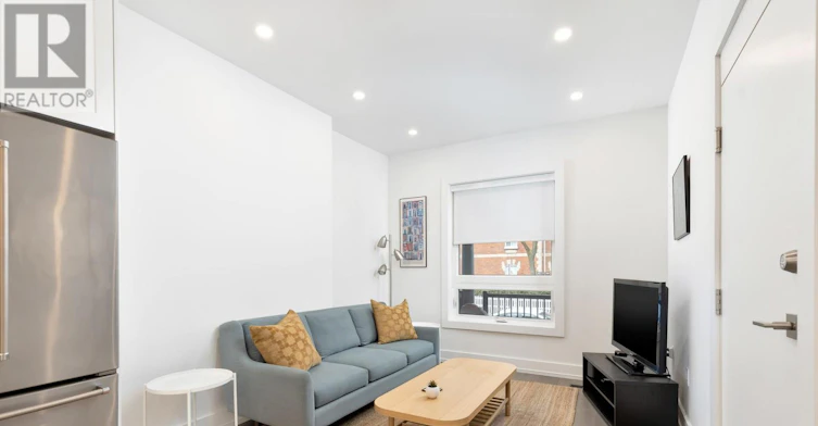 6 Halton Street, Toronto, ON, M6J 1R3 - 9
