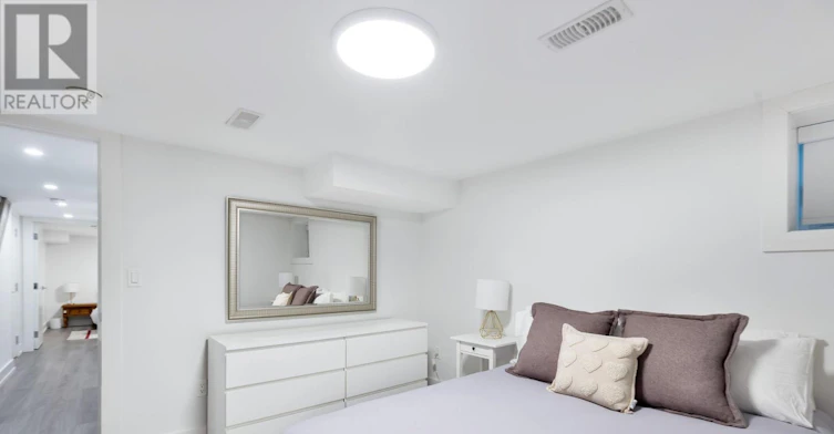 6 Halton Street, Toronto, ON, M6J 1R3 - 26