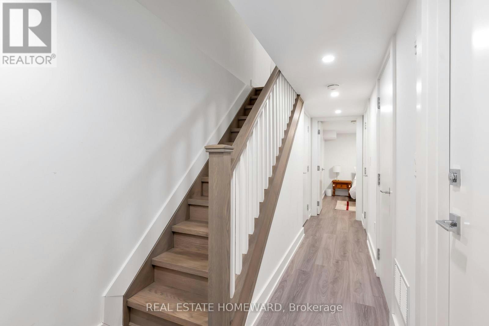 6 Halton Street, Toronto, ON, M6J 1R3 - 16