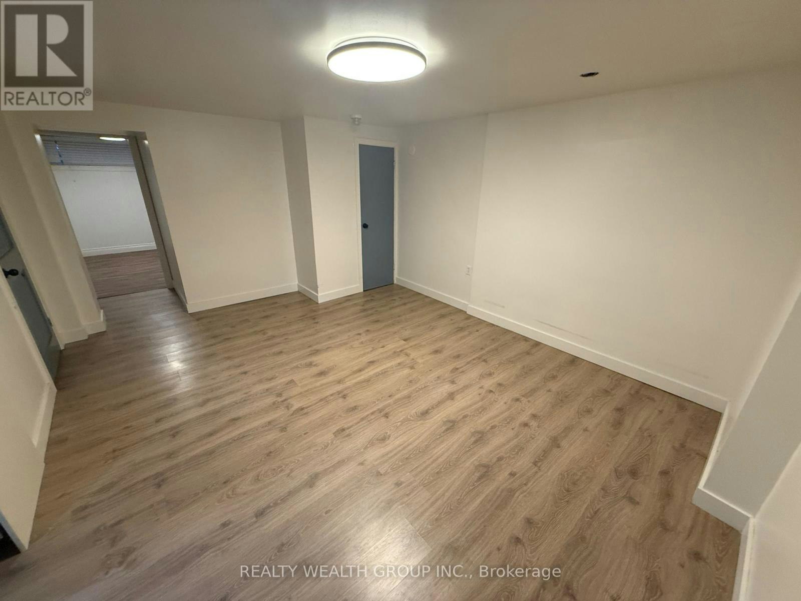 BSMT-82 Elvaston Drive, Toronto, ON, M4A 1N6 - 12