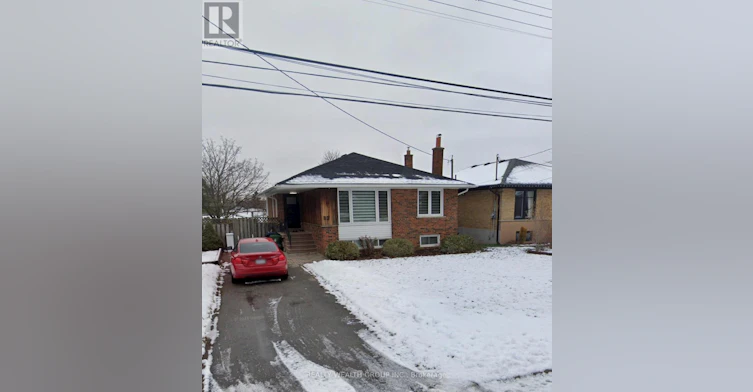 BSMT-82 Elvaston Drive, Toronto, ON, M4A 1N6