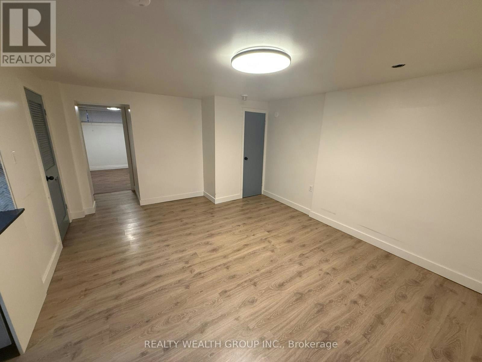 BSMT-82 Elvaston Drive, Toronto, ON, M4A 1N6 - 10
