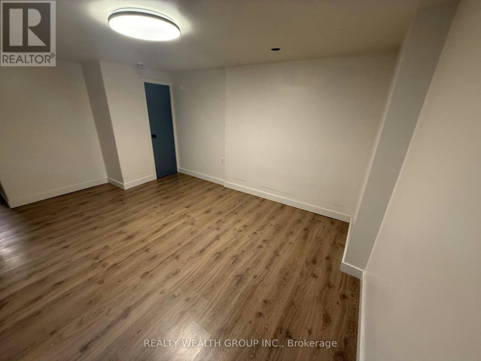 BSMT-82 Elvaston Drive, Toronto, ON, M4A 1N6 - 11