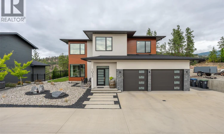 1033 Antler Drive