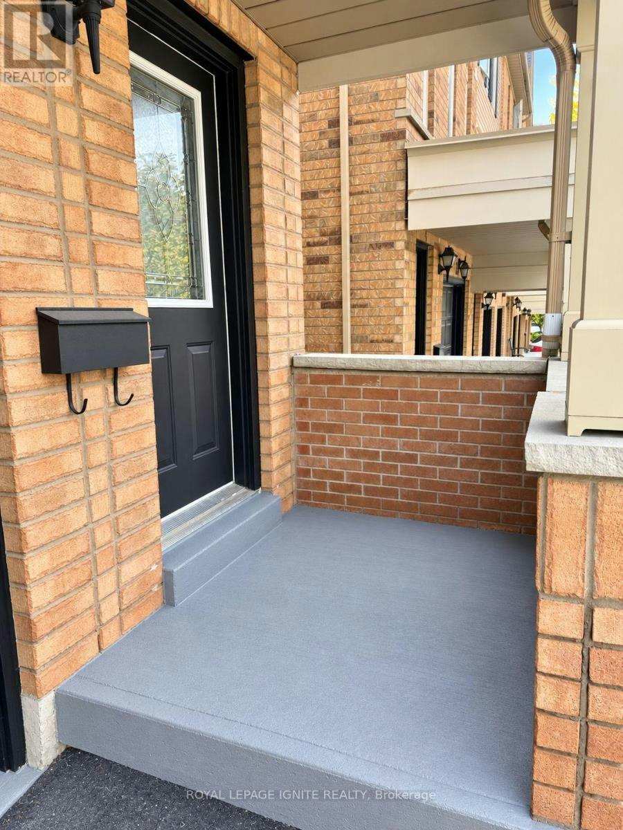 15 Mcgonigal Lane, Ajax, ON, L1T 4H1 - 2