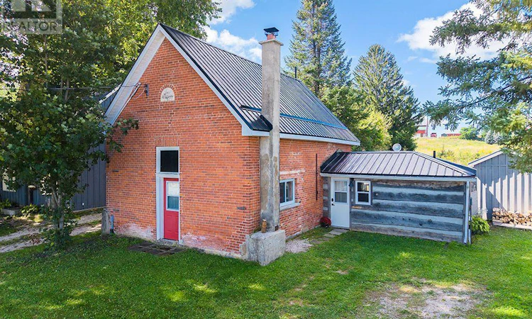 154600 Grey 32 Road