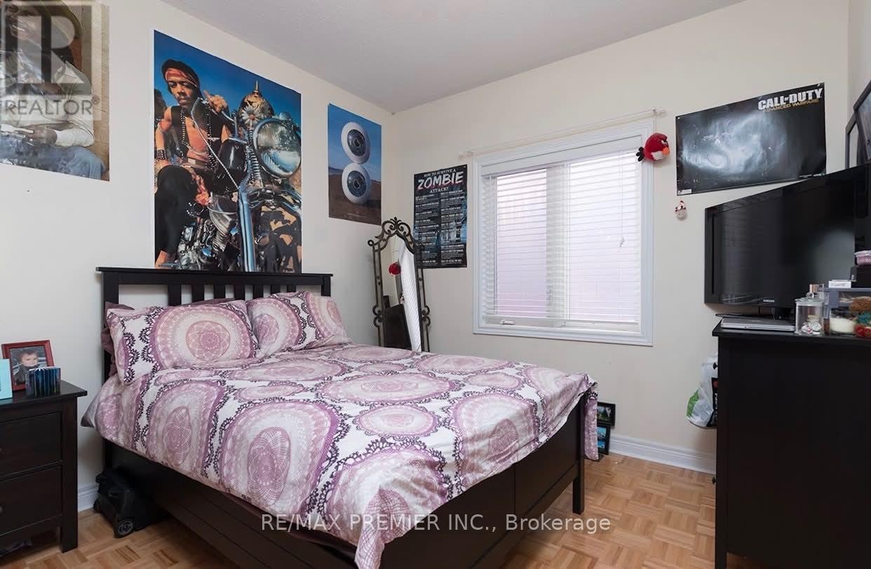 144 Greenview Circle, Vaughan, ON, L6A 0B6 - 6