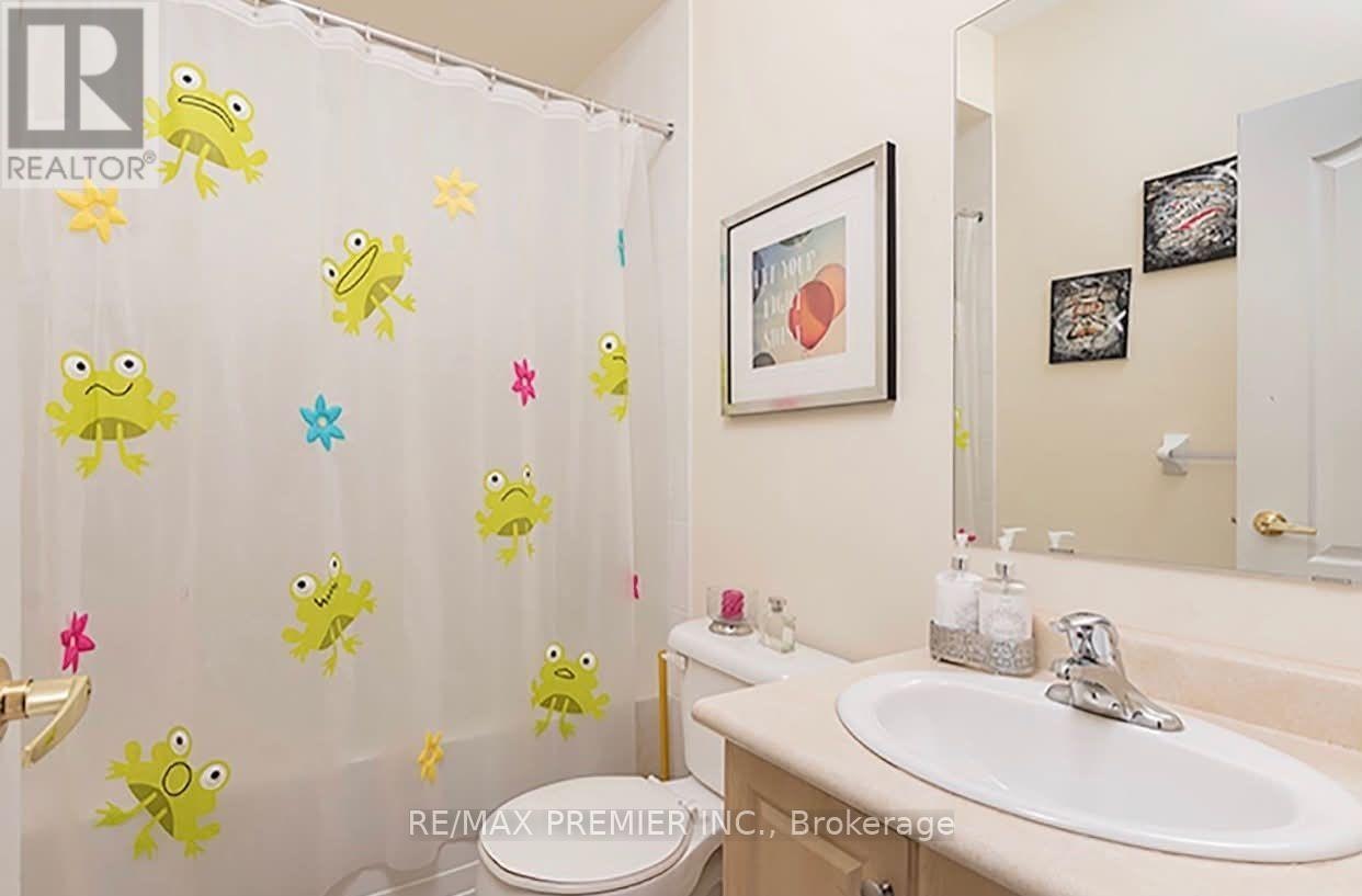144 Greenview Circle, Vaughan, ON, L6A 0B6 - 7