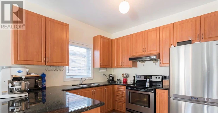 144 Greenview Circle, Vaughan, ON, L6A 0B6 - 4