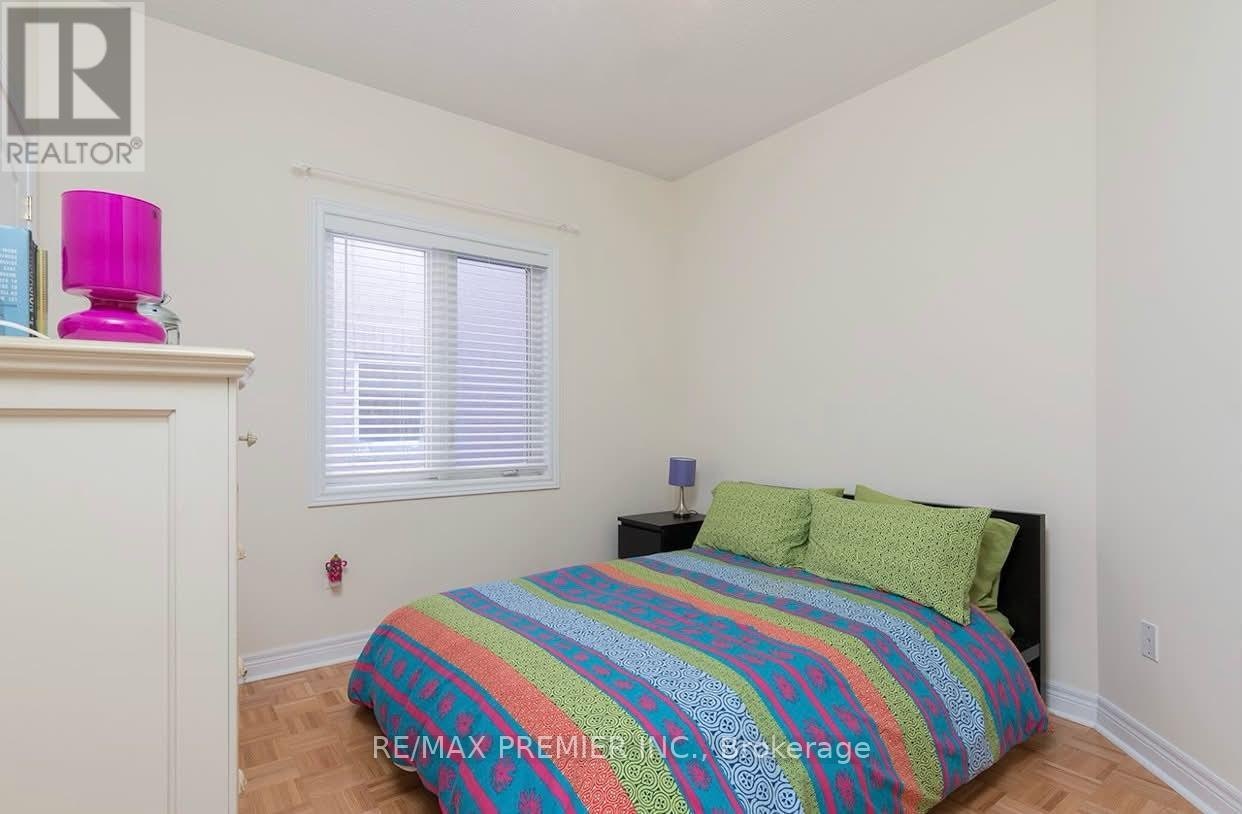 144 Greenview Circle, Vaughan, ON, L6A 0B6 - 8
