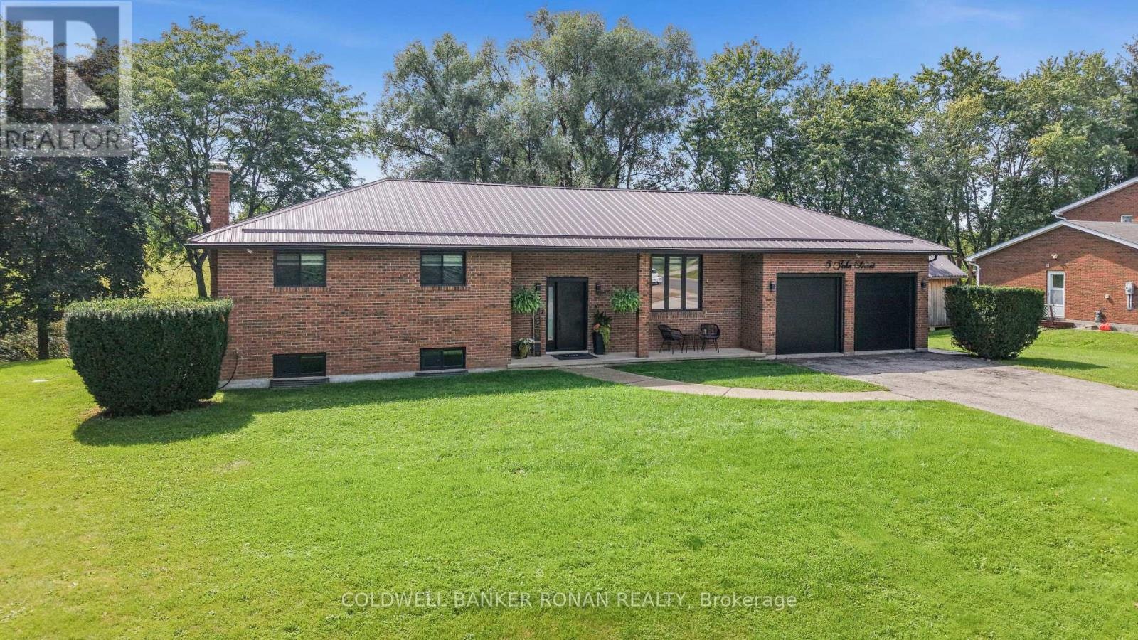 5 John Street, Adjala-Tosorontio, ON, L0G 1L0