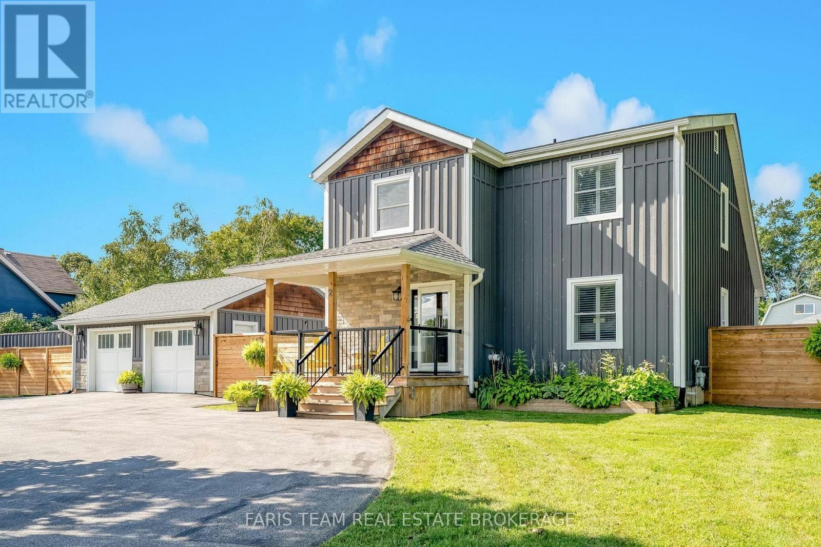 2 Agnes Street, Oro-Medonte, ON, L0K 1N0