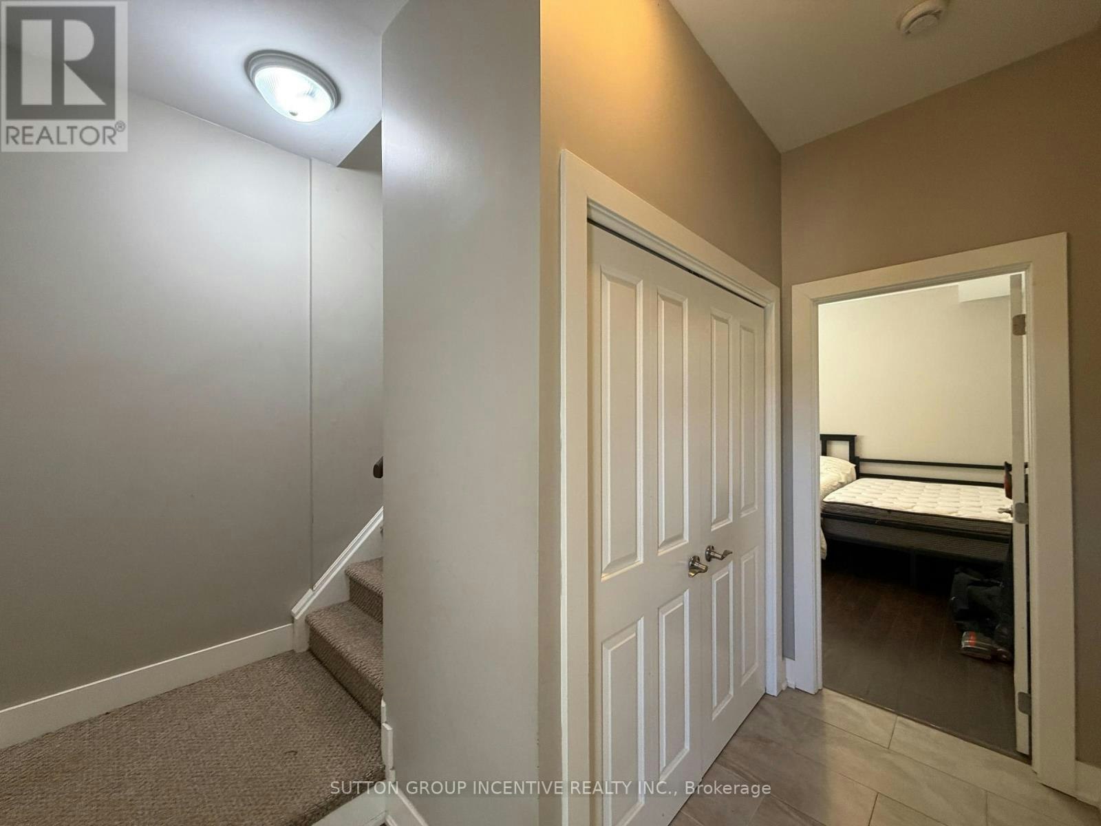 3929 Wood Avenue, Severn, ON, L3V 6H3 - 2