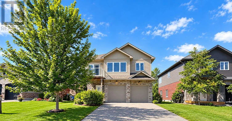 3929 Wood Avenue, Severn, ON, L3V 6H3