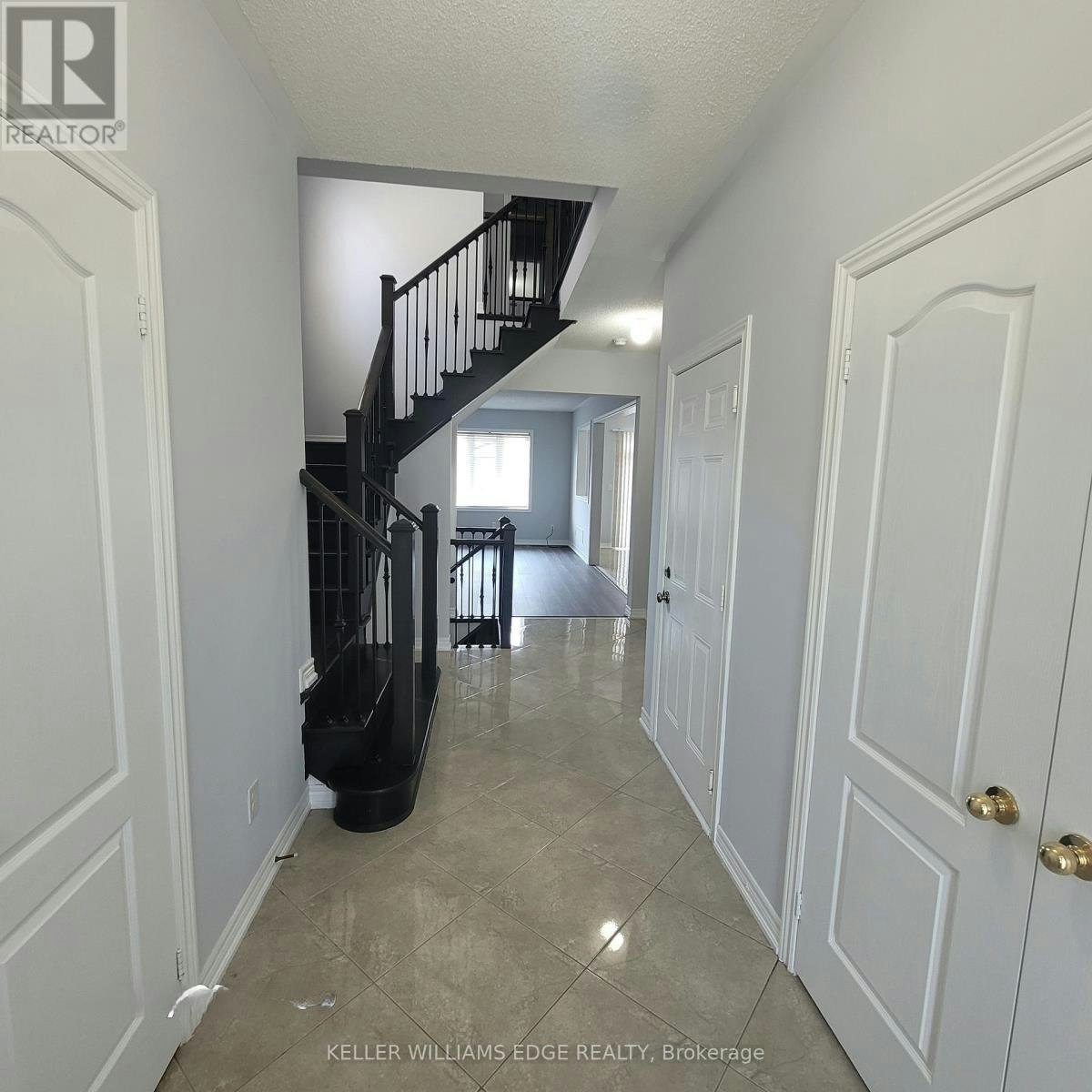 5546 Oscar Peterson Boulevard, Mississauga, ON, L5M 0V4 - 2