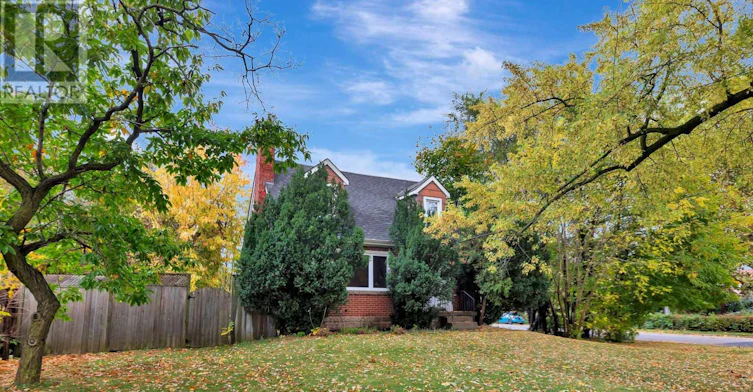 121 King Street E, Hamilton, ON, L8G 1L2 - 2