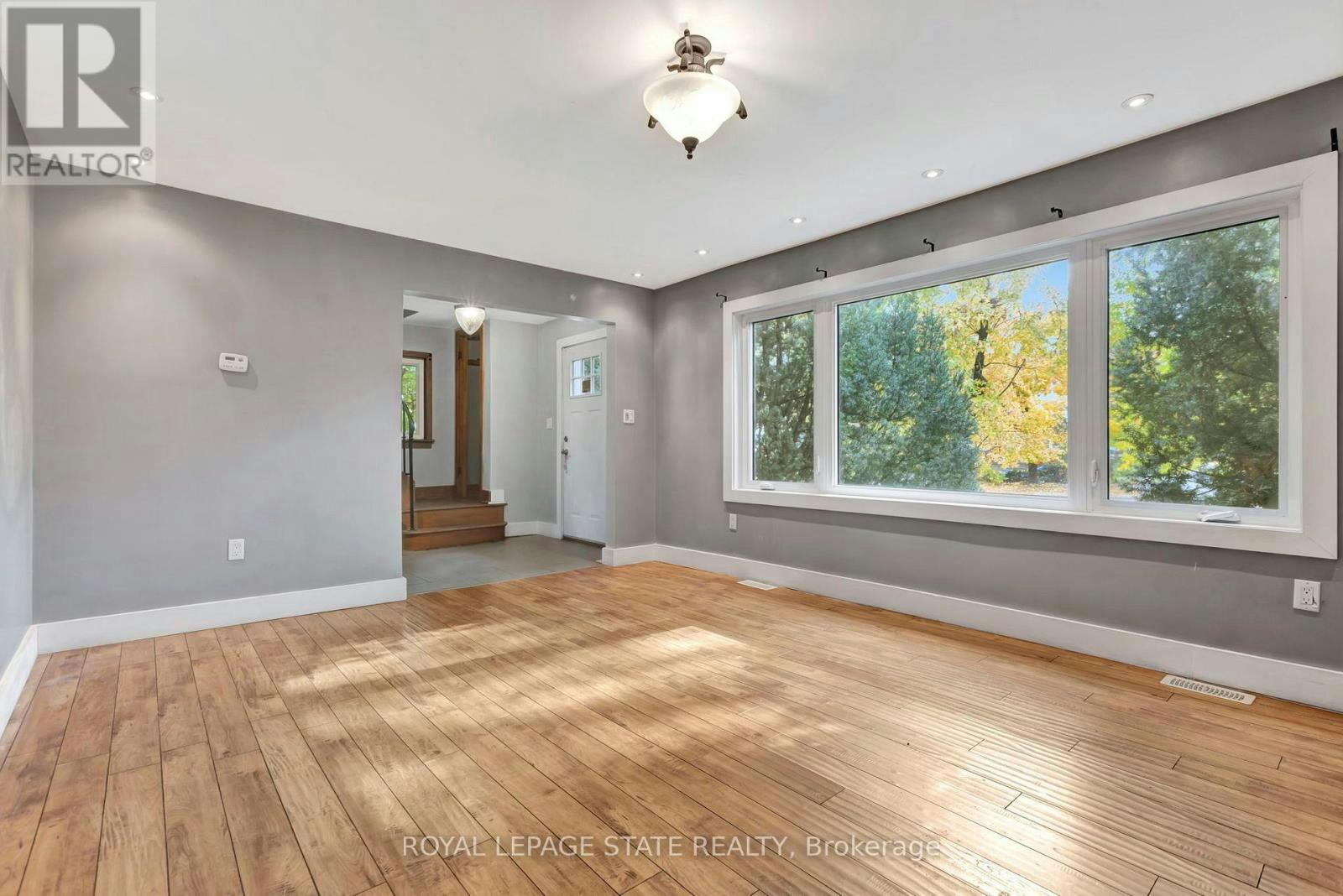 121 King Street E, Hamilton, ON, L8G 1L2 - 8