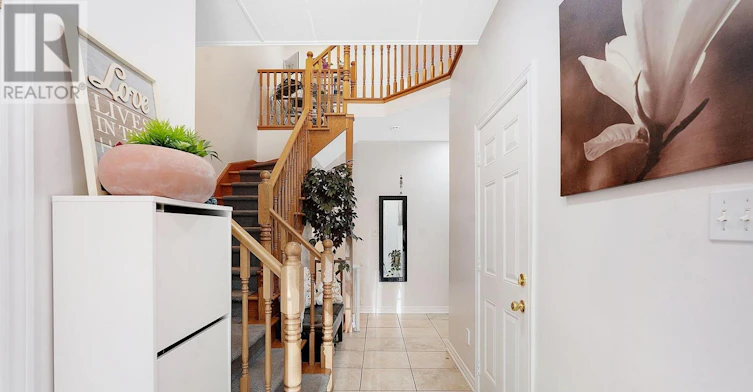 550 Stonehenge Drive, Hamilton, ON, L9K 0B2 - 9
