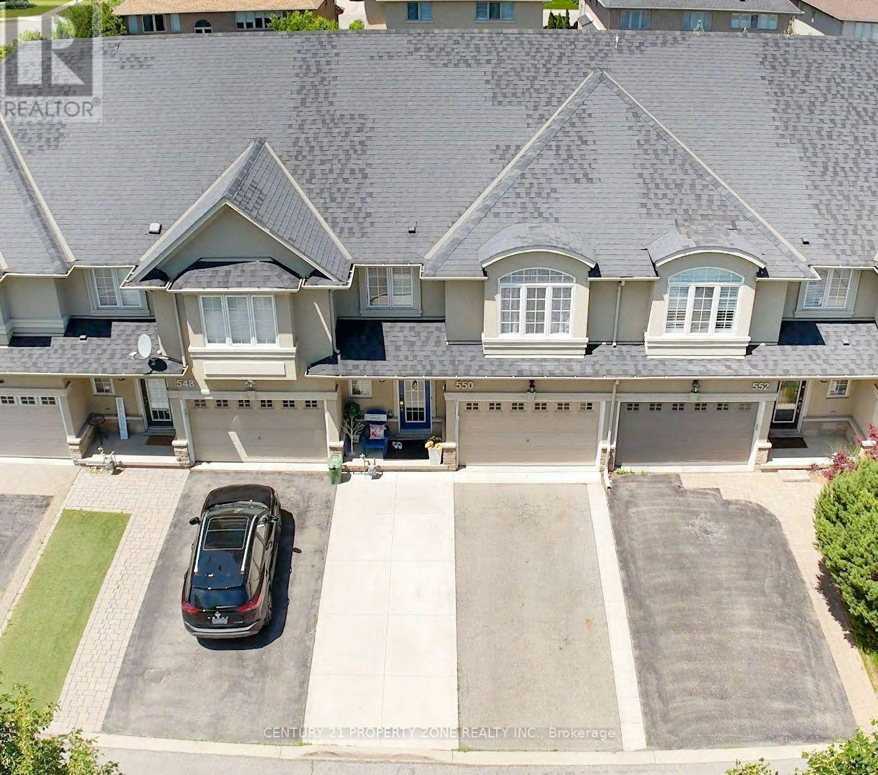 550 Stonehenge Drive, Hamilton, ON, L9K 0B2 - 4