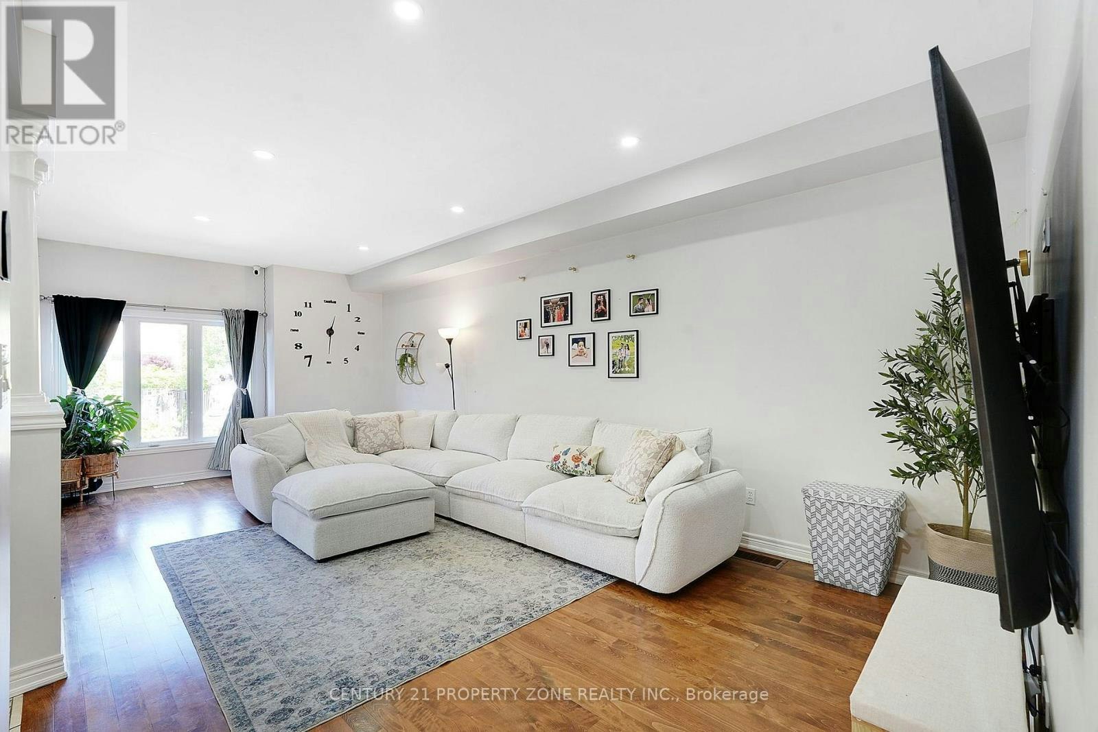 550 Stonehenge Drive, Hamilton, ON, L9K 0B2 - 11