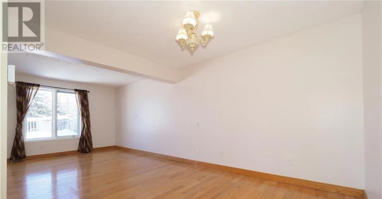 A-258 Inverhuron Crescent, Waterloo, ON, N2V 2H5 - 4