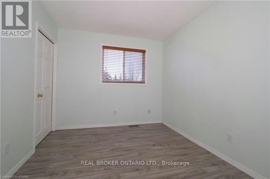 A-258 Inverhuron Crescent, Waterloo, ON, N2V 2H5 - 25