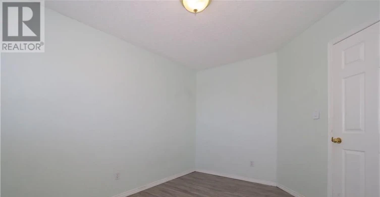 A-258 Inverhuron Crescent, Waterloo, ON, N2V 2H5 - 23