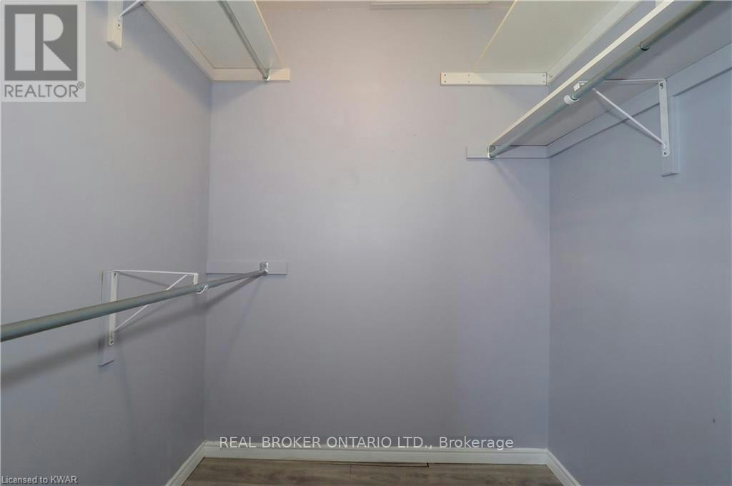 A-258 Inverhuron Crescent, Waterloo, ON, N2V 2H5 - 21