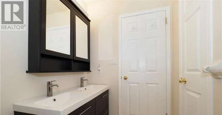 A-258 Inverhuron Crescent, Waterloo, ON, N2V 2H5 - 26