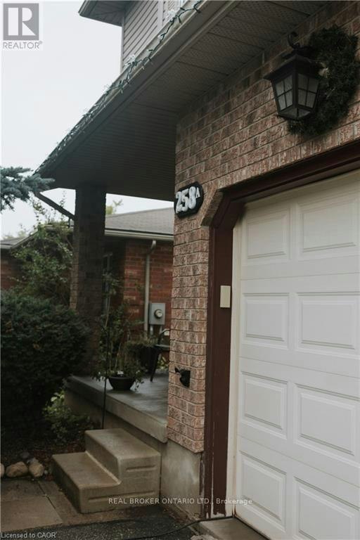 A-258 Inverhuron Crescent, Waterloo, ON, N2V 2H5
