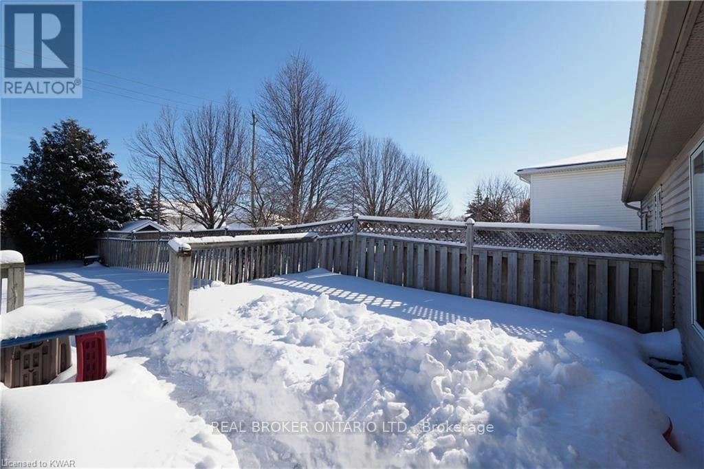 A-258 Inverhuron Crescent, Waterloo, ON, N2V 2H5 - 36