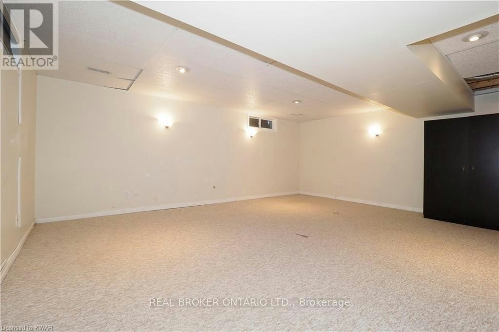 A-258 Inverhuron Crescent, Waterloo, ON, N2V 2H5 - 28