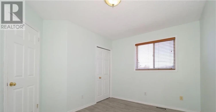 A-258 Inverhuron Crescent, Waterloo, ON, N2V 2H5 - 24
