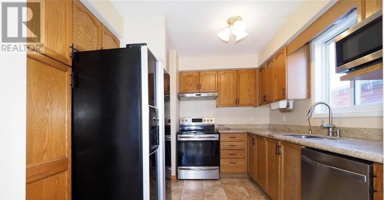 A-258 Inverhuron Crescent, Waterloo, ON, N2V 2H5 - 11