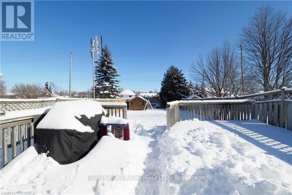 A-258 Inverhuron Crescent, Waterloo, ON, N2V 2H5 - 34