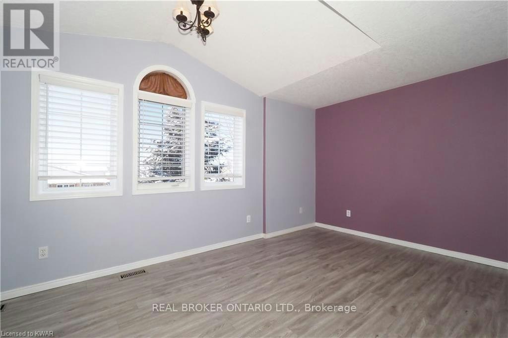 A-258 Inverhuron Crescent, Waterloo, ON, N2V 2H5 - 20