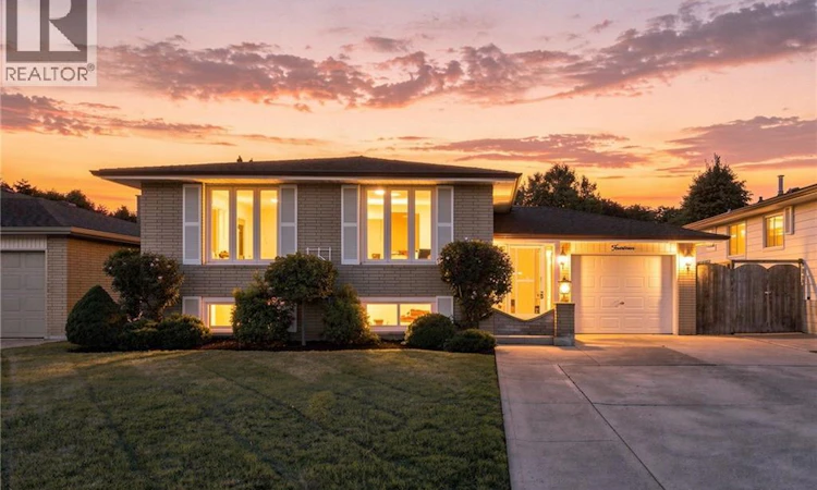 14 Green Forest Drive