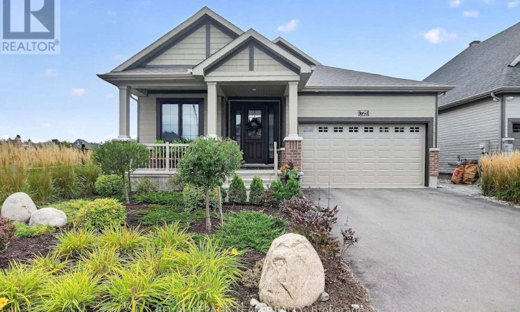 725 Coast Circle