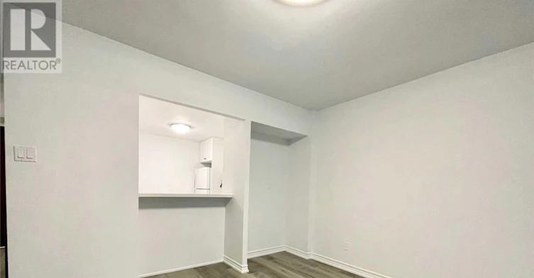 209-88 Charles Street E, Toronto, ON, M4Y 2W7 - 11
