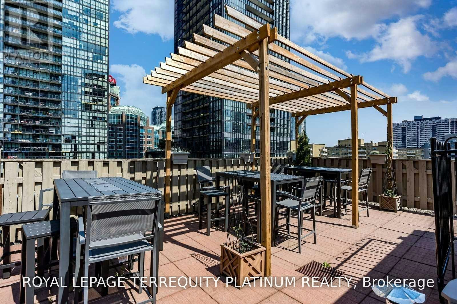 209-88 Charles Street E, Toronto, ON, M4Y 2W7 - 15