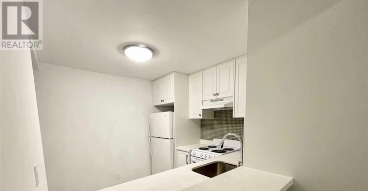 209-88 Charles Street E, Toronto, ON, M4Y 2W7 - 13