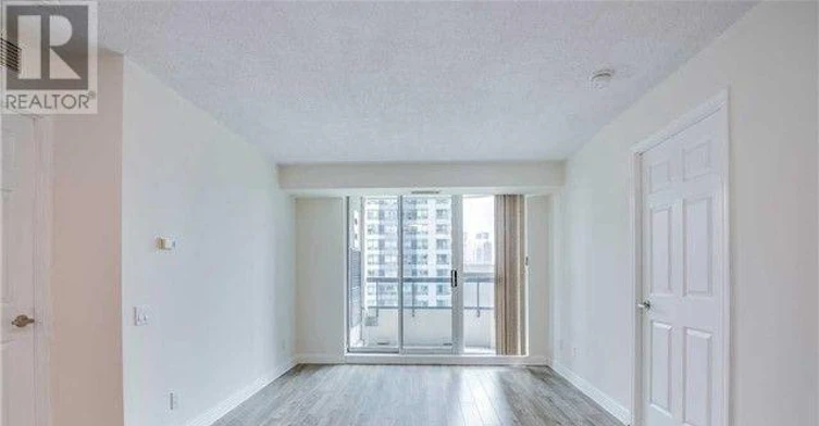 909-33 Empress Avenue, Toronto, ON, M2N 6Y7 - 8