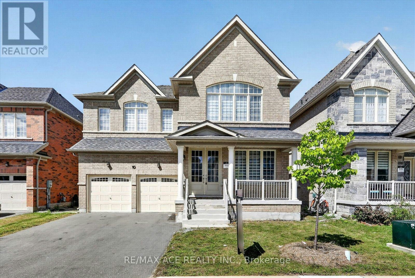 10 Hitching Post Road, Georgina, ON, L4P 2E7
