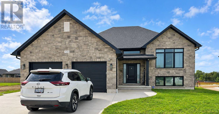 320 Mclean Crescent, Saugeen Shores, ON, N0H 2C3