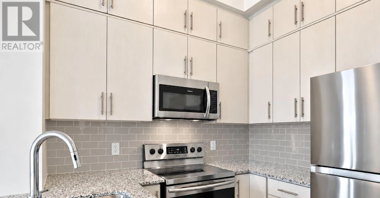 605-128 Grovewood Common, Oakville, ON, L6H 0X3 - 5