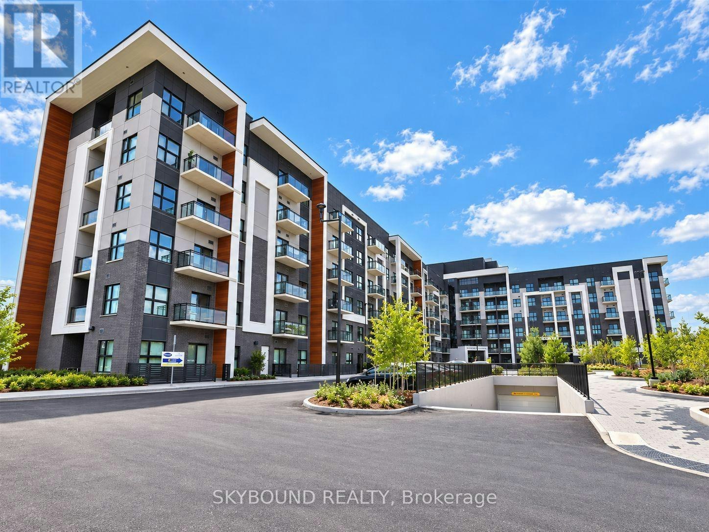 605-128 Grovewood Common, Oakville, ON, L6H 0X3