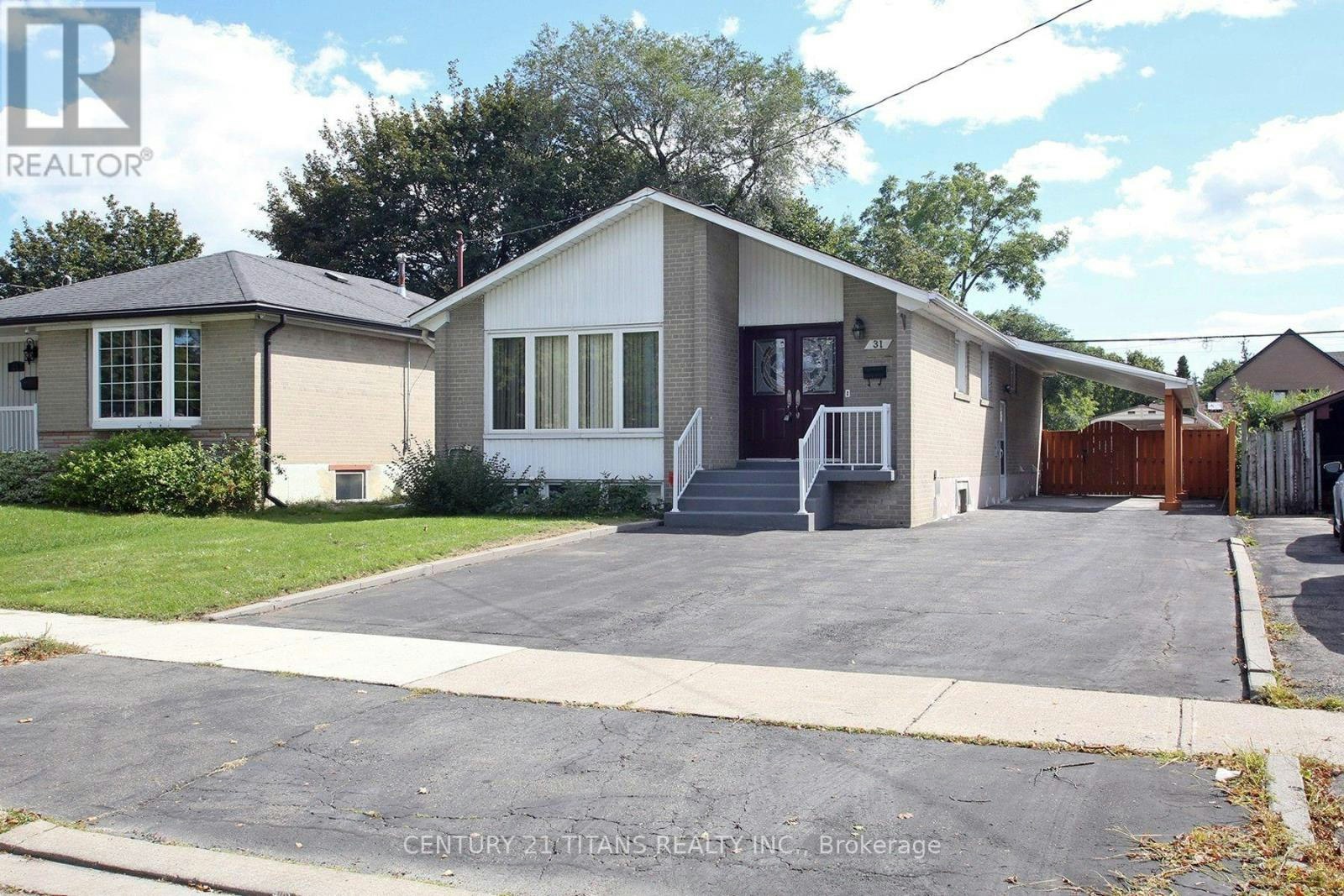 31 Monterrey Drive, Toronto, ON, M9V 1S7