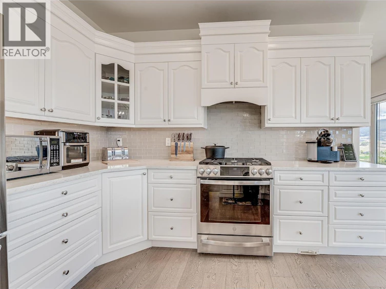 6656 Goose Lake Road, Vernon, BC, V1H 1W2 - 9