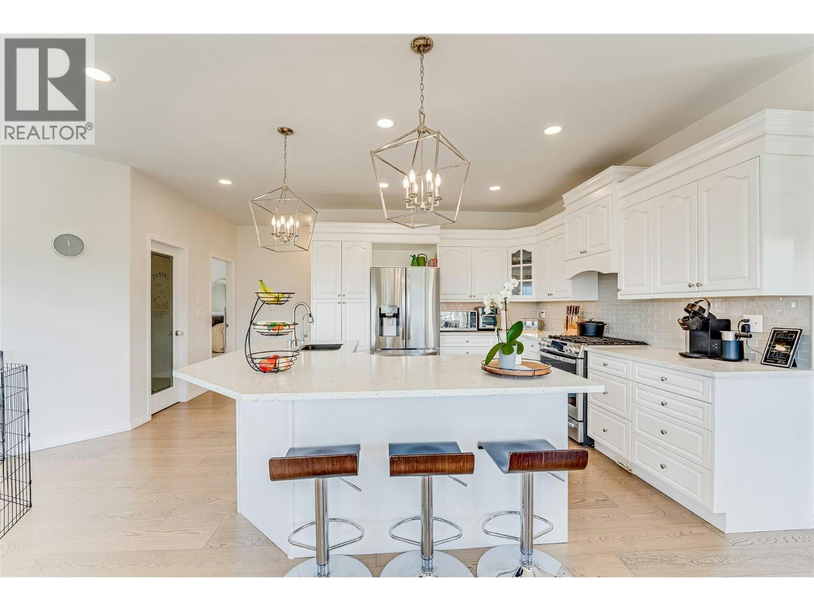 6656 Goose Lake Road, Vernon, BC, V1H 1W2 - 8